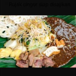 Rujak Cingur Madura