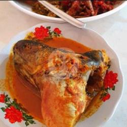 Kepala Patin Asam Pedas