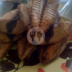 Nasi  Tongkol Goreng Kikil/kerang  Sambel