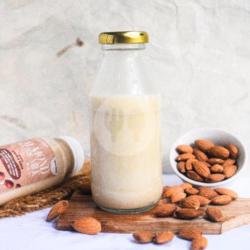 Almond Dates Milk