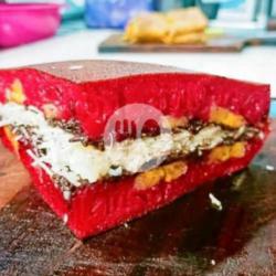 Bangka Redvelvet Keju Kacang Susu