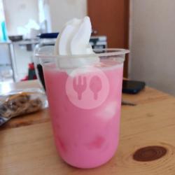 Vanilla Strawberry Float