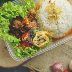 Ricebox Oseng Mercon Daging