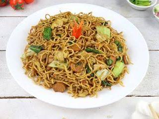 Mie Tumis & Mie Instan, Lr. Selamat depan Tower