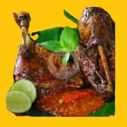 Bebek Bakar Tempe Lalapan Sambal Jontor
