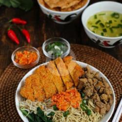 Mie Ayam Chicken Katsu