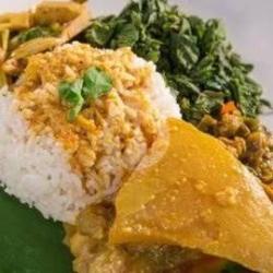 Nasi Gulai Kikil Kulit