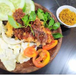 Ayam Penyet Serundeng Gratis Teh