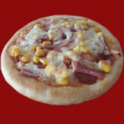 Pizza Beef Corn Medium