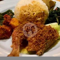 Nasi Ayam Srundeng