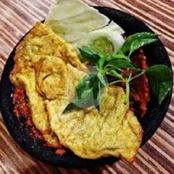 Nasi Sambelan Telur Bumbu Cinta