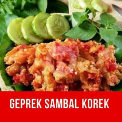 Ayam Geprek Dada Sambal Korek Nasi