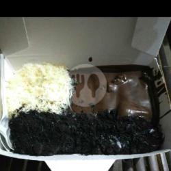 Kue Balok Coklat Keju Oreo