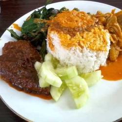 Nasi Rendang Hati