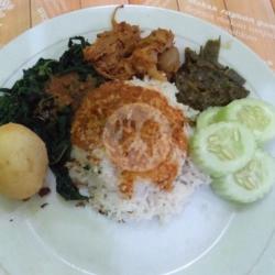 Nasi Telor Bulet