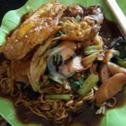 Mie Setan Telor Sosis