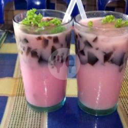 Es Cincau Sirup Merah Susu