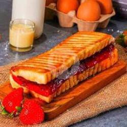 Roti Bakar Strawberry Jam Susu