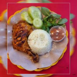 Ayam Bakar Special Wajan Kuning