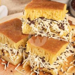 Martabak Manis Keju Coklat