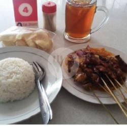 Sate Ayam Bumbu Kacang Nasi