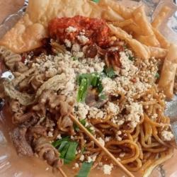 Mie Pedas