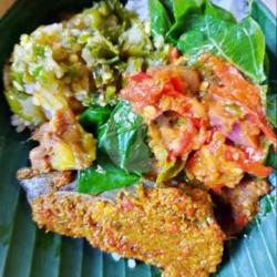 Nasi Rendang Ati Sapi