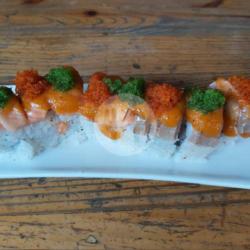 Salmon Mentai Roll (8 Pcs)