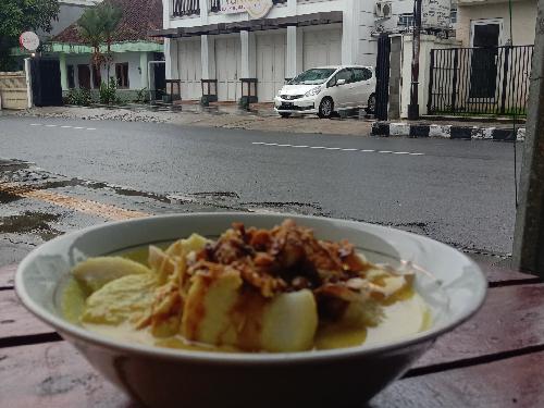 Lengko Ayam Galunggung 'Ceu Onah', Tawang/Tawangsari