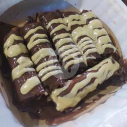 Lumpia Pisang Mix Tiramisu
