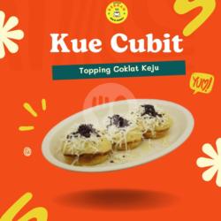 Kue Cubit Coklat Keju