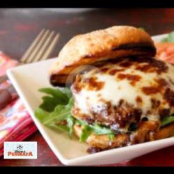 Beef Burger Mozarella