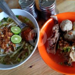 Mie Kocok Tulang Baso