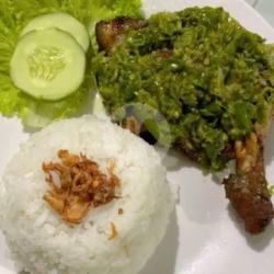 Ayam Gepuk Sambal Idjo