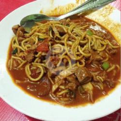 Mie Tumis Daging