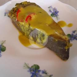 Ikan Gulai Kuning