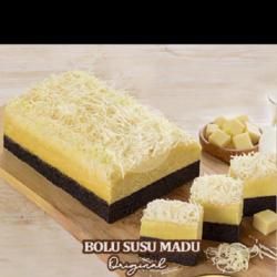 Bolu Susu Madu Coklat