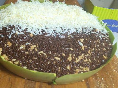 Martabak Manis Dan Telur Mas Budi 2, Depan Pasar Bangak