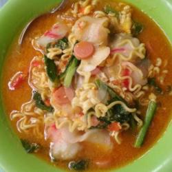 Sebak Mie Sawi Hijau,sosis Dan Krupuk