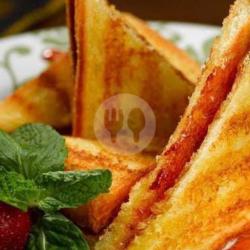 Roti Bakar Tawar Strawberry