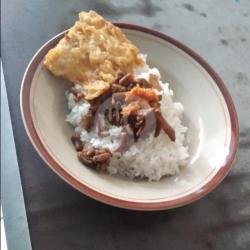 Nasi Oseng Usus Plus Gorengan