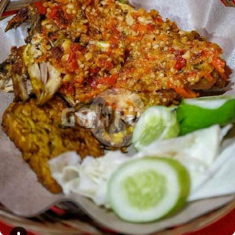 Nasi Ayam Penyet