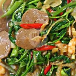 Tumis Cah Kangkung Bakso