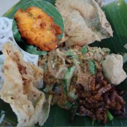 Sego Pecel   Dadar Jagung