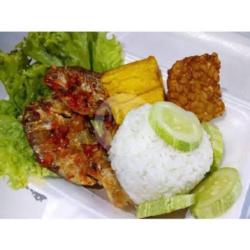 Nasi Lalap Ikan Asin