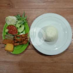 Lalapan Ceker Ayam   Nasi Putih (paket Lengkap)