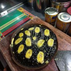 Martabak Blackforest Pisang Susu