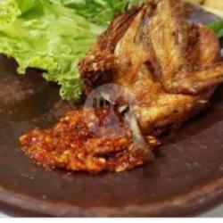 Ayam Goreng Serondeng Sambel Gledek