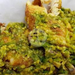 Ayam Geprek Sambal Ijo