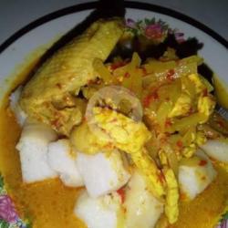 Lontong Sayur Ayam Goreng